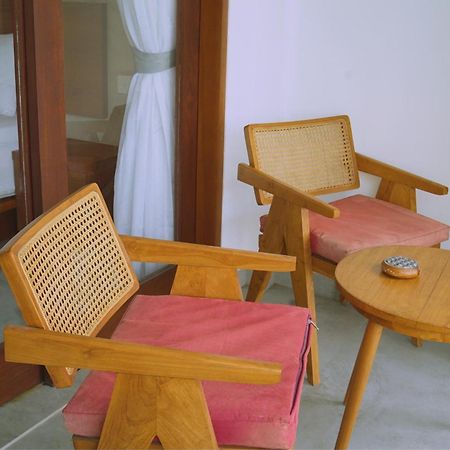The Kd Suites & Coffee Shop Munggu المظهر الخارجي الصورة