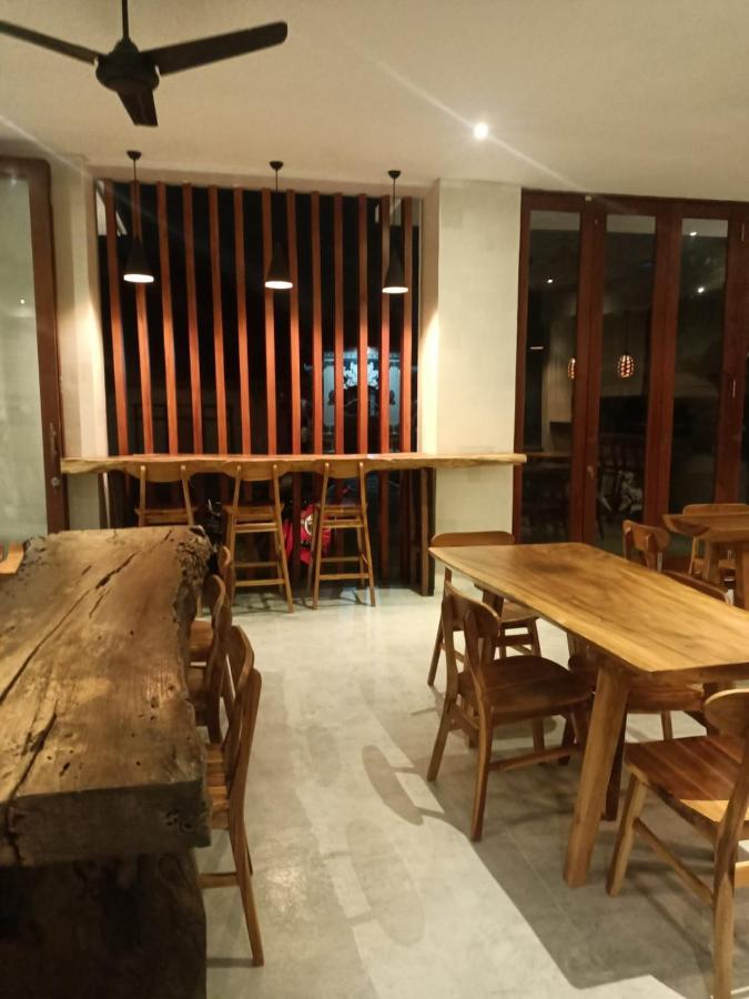 The Kd Suites & Coffee Shop Munggu المظهر الخارجي الصورة